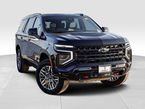 Used 2025 Chevrolet Tahoe Z71 AWD/4WD image 2