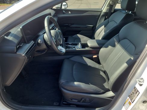 Used 2025 Kia K5 EX FWD image 19