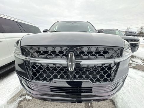New 2026 Lincoln Navigator L Reserve w/ Jet Appearance Package AWD/4WD image 28