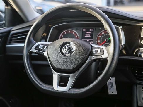 Used 2020 Volkswagen Jetta S image 19