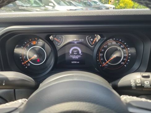 Used 2025 Jeep Wrangler Unlimited Sport AWD/4WD image 22