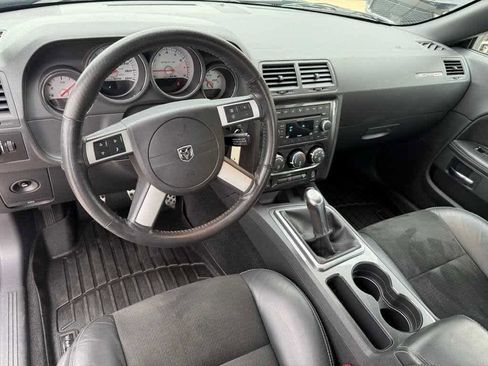 Used 2009 Dodge Challenger SRT8 w/ SRT Option Group II image 8