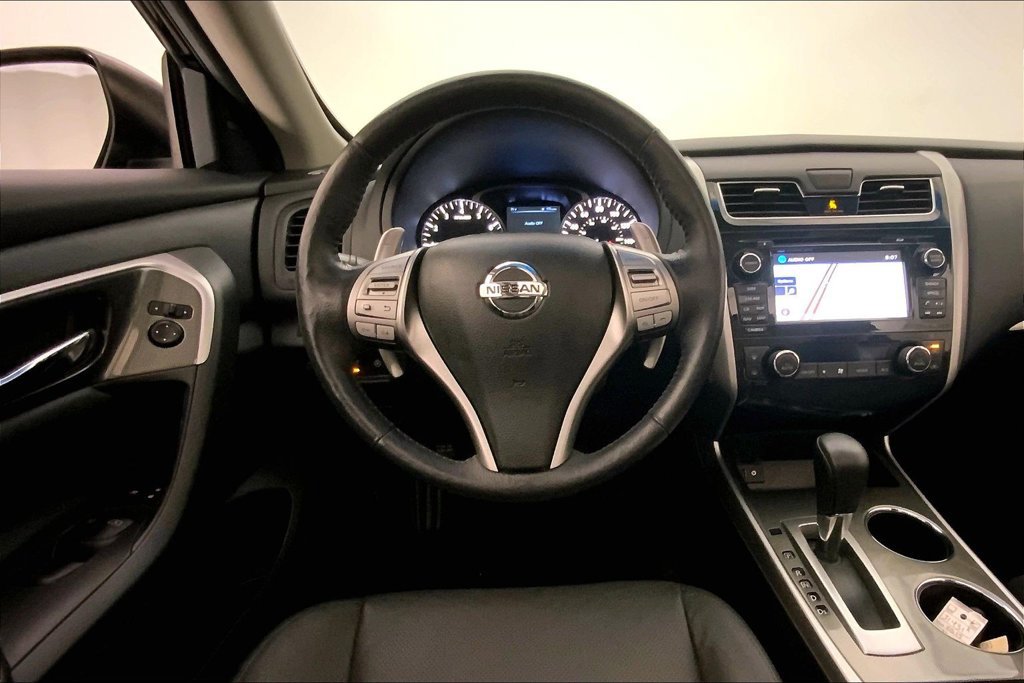 Used 2015 Nissan Altima 3.5 SL FWD image 4