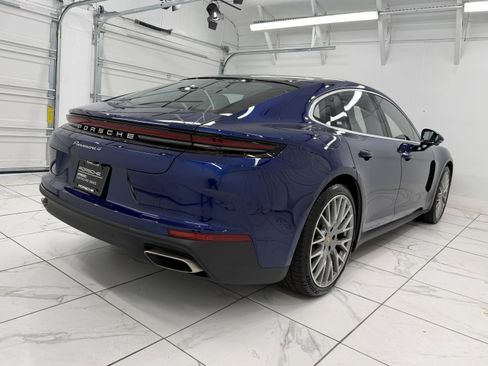 Certified 2024 Porsche Panamera 4 image 12