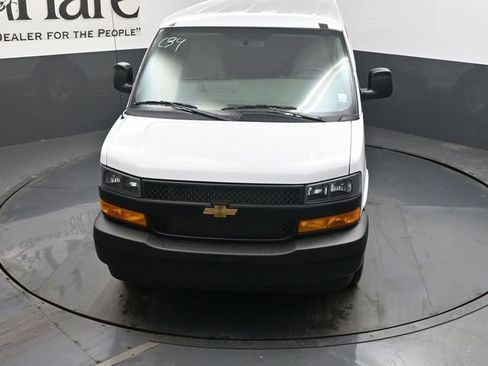 New 2026 Chevrolet Express 2500 image 37