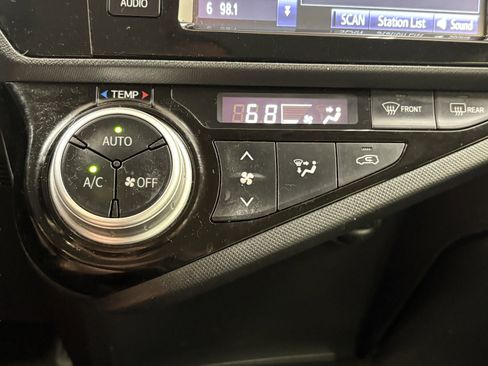 Used 2015 Toyota Prius C One FWD image 13