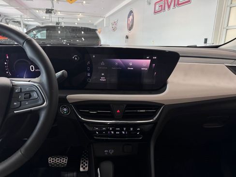 Certified 2025 Buick Encore GX Avenir w/ Avenir Convenience Package AWD/4WD image 14