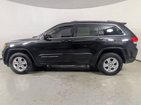 Used 2015 Jeep Grand Cherokee Laredo image 4