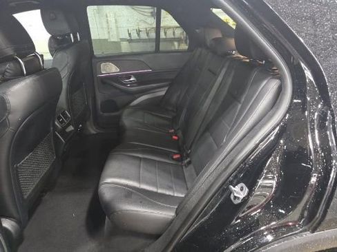 Used 2022 Mercedes-Benz GLE 350 4MATIC w/ Premium Package image 5
