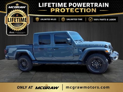 Used 2025 Jeep Gladiator Sport AWD/4WD image 4