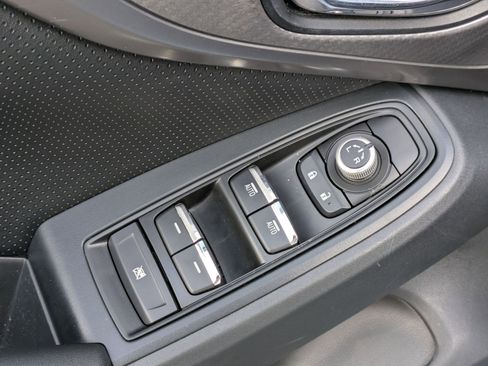 Used 2021 Subaru Crosstrek 2.5i Limited w/ Popular Package #4 image 10