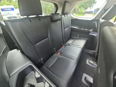 Used 2025 Toyota Grand Highlander AWD image 29