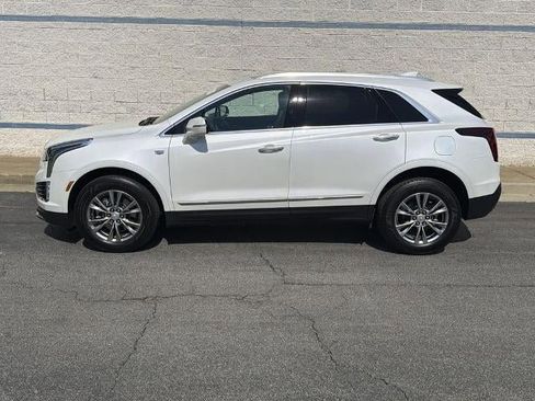 Certified 2022 Cadillac XT5 Premium Luxury AWD/4WD image 4