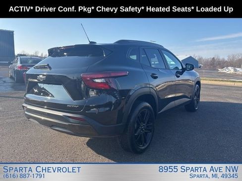 Used 2024 Chevrolet Trax ACTIV w/ Driver Confidence Package image 4