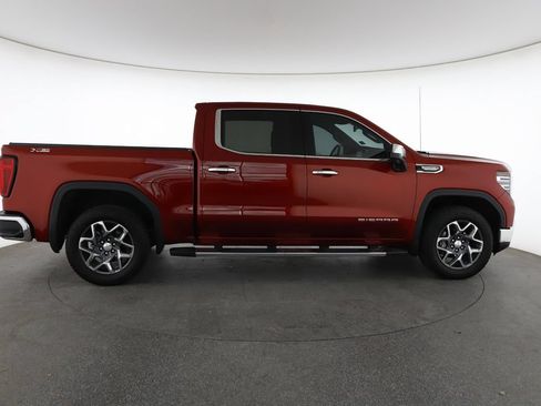 Used 2026 GMC Sierra 1500 SLT AWD/4WD image 14