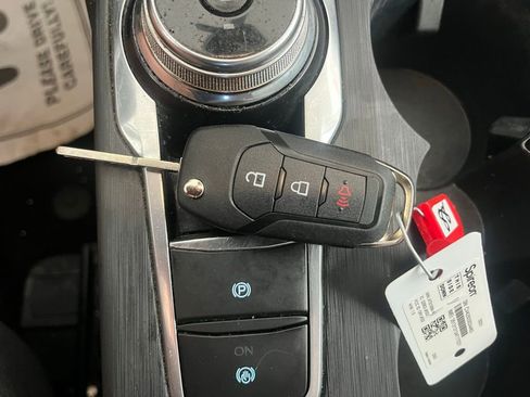 Used 2021 Ford Escape S image 45