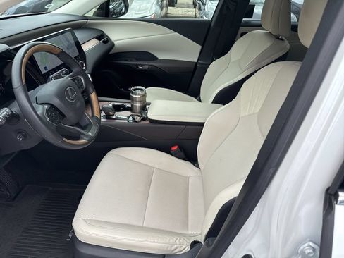 Used 2023 Lexus RX 350 Premium w/ Accessory Package FWD image 22