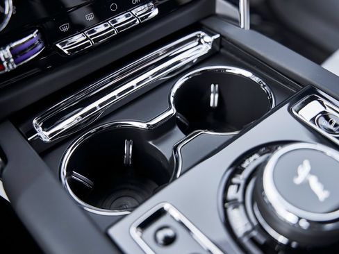 Used 2026 Rolls-Royce Cullinan AWD/4WD image 72