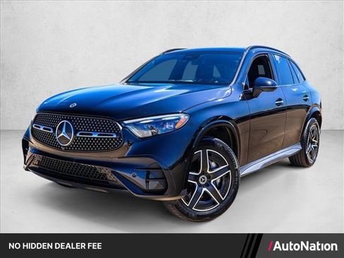 Used 2023 Mercedes-Benz GLC 300 4MATIC image 1