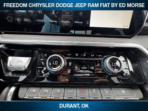Used 2023 GMC Sierra 1500 Denali w/ Denali Reserve Package AWD/4WD image 13