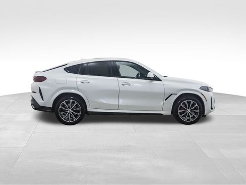 Certified 2024 BMW X6 xDrive40i w/ Premium Package image 7
