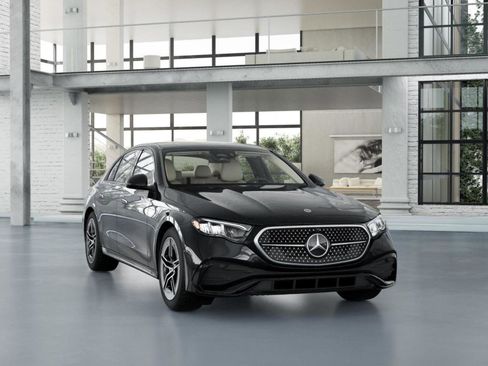 New 2026 Mercedes-Benz E 350 4MATIC Sedan image 11