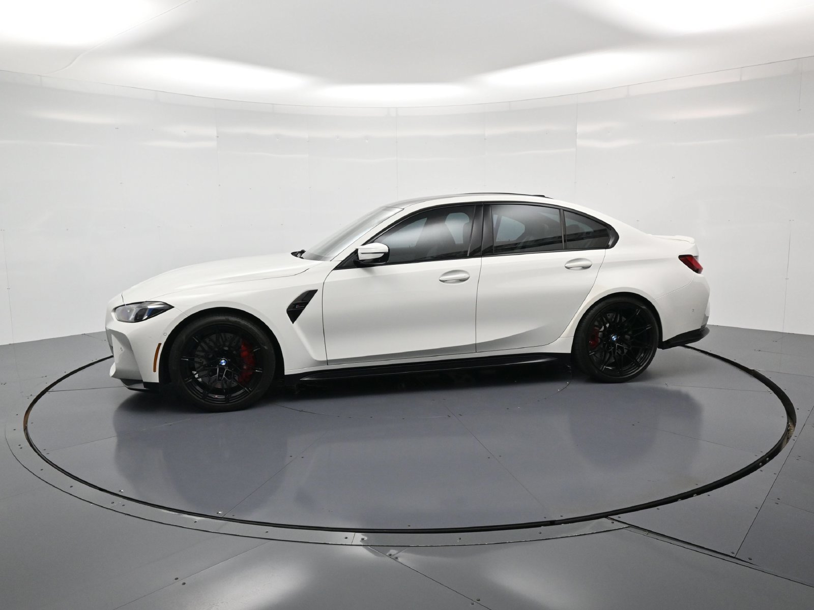 Used 2026 BMW M3 Competition w/ Executive Package AWD/4WD image 2
