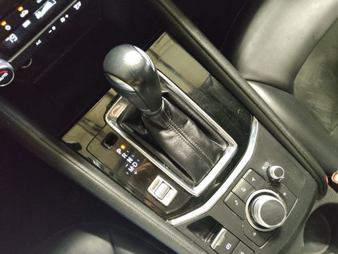 Used 2021 MAZDA CX-5 Touring image 26