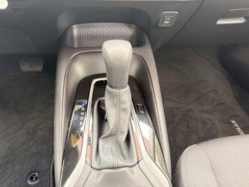 Certified 2025 Toyota Corolla LE FWD image 28