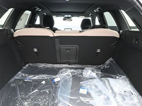 New 2026 Volvo XC60 B5 Plus w/ Protection Package Premier AWD/4WD image 31