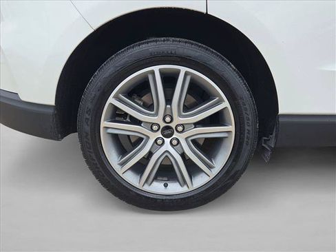 Used 2023 Ford Edge Titanium AWD/4WD image 22