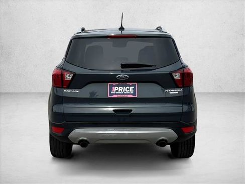 Used 2019 Ford Escape Titanium FWD image 8