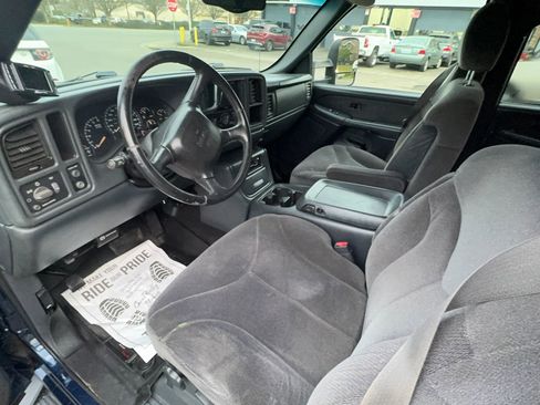 Used 2002 GMC Sierra 2500 2WD Crew Cab HD image 7