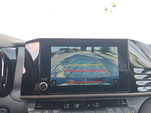 Certified 2025 Toyota Camry LE AWD/4WD image 18