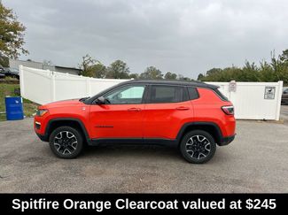 Used 2021 Jeep Compass Trailhawk video 2