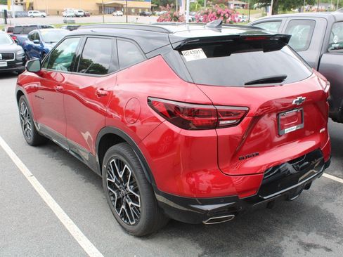 Used 2024 Chevrolet Blazer RS FWD image 5
