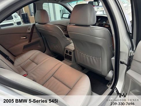 Used 2005 BMW 545i Sedan image 25