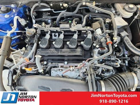 Used 2023 Honda Civic Touring image 31