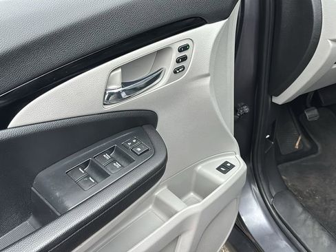 Used 2021 Honda Pilot Touring image 14