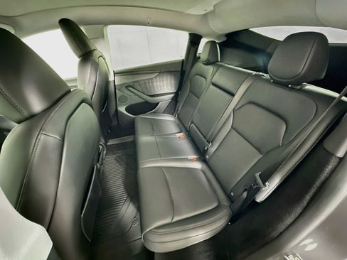 Used 2026 Tesla Model Y AWD image 27