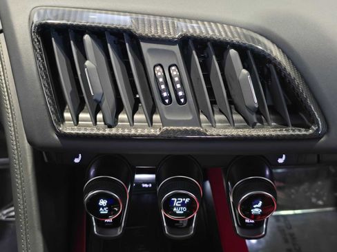 Used 2020 Audi R8 V10 performance image 26