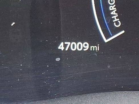 Used 2025 Toyota Camry SE FWD image 20