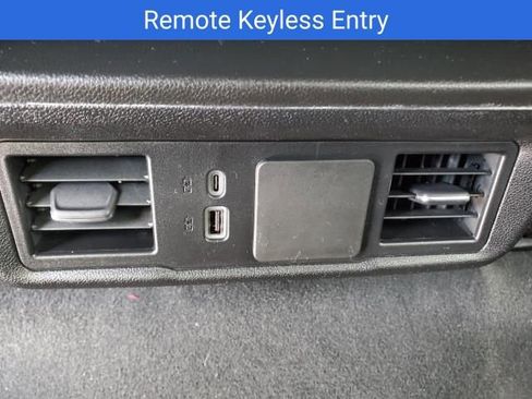 Used 2024 Chevrolet Silverado 2500 Custom w/ Custom Value Package image 12