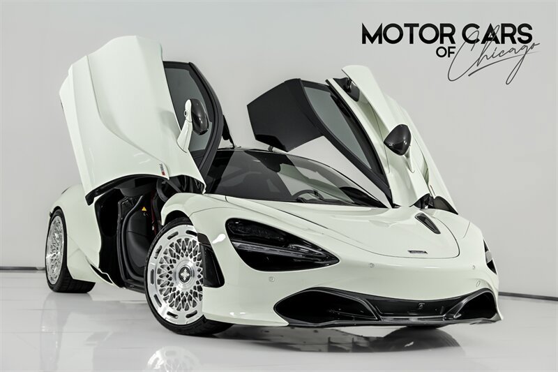Used 2021 McLaren 720S RWD image 1
