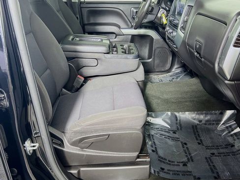 Used 2017 Chevrolet Silverado 1500 LT w/ All Star Edition image 31