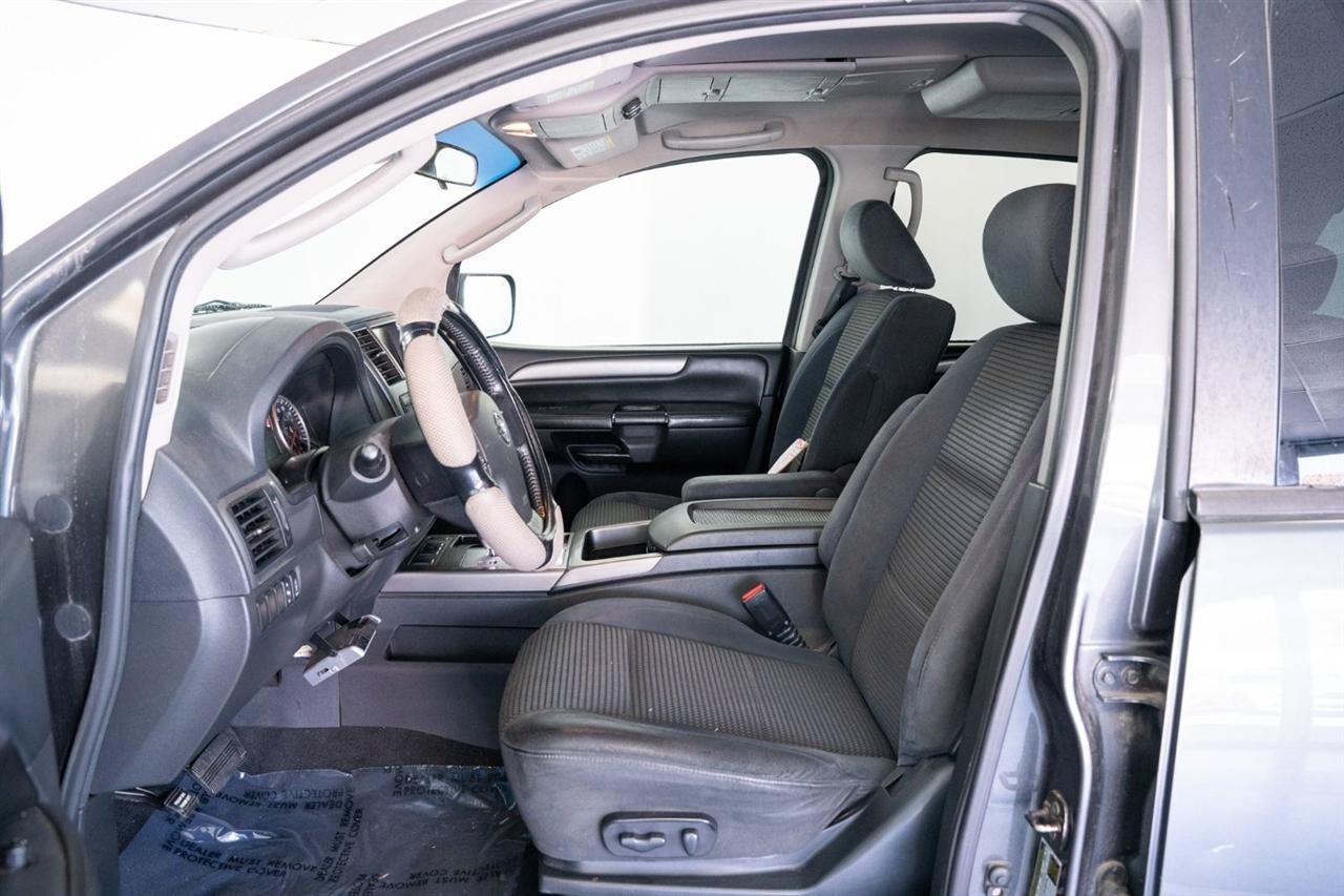Used 2010 Nissan Armada SE AWD/4WD image 7
