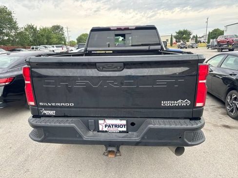 Used 2024 Chevrolet Silverado 3500 High Country AWD/4WD image 8
