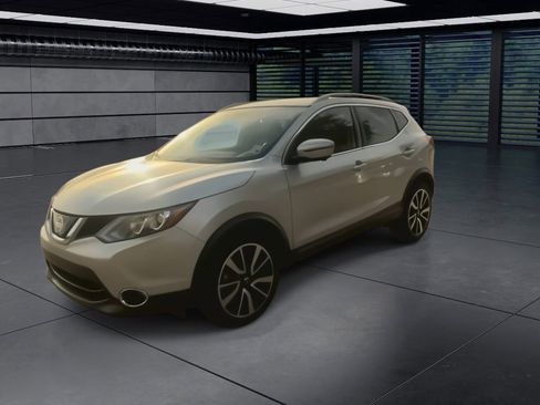 Used 2019 Nissan Rogue Sport SL image 4