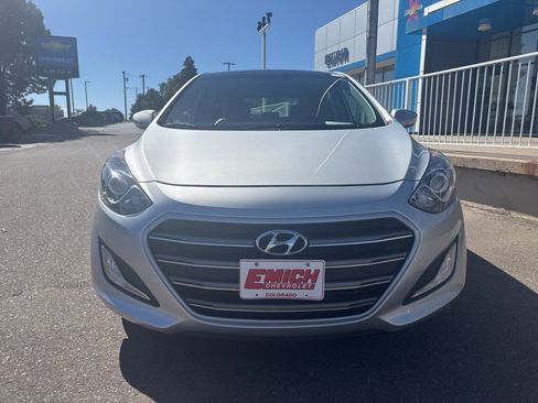 Used 2016 Hyundai Elantra GT w/ Option Group 03 image 3