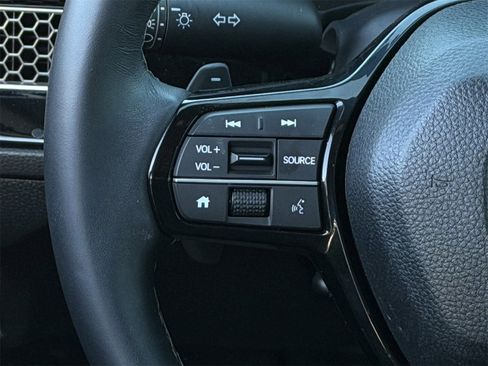 Used 2025 Honda Civic Sport image 14